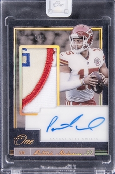 2018 Panini One Gold #129 Patrick Mahomes II Signed Patch Card (#3/5) - Panini Encased
